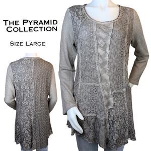 The Pyramid Collection Tunic Top Large Gray Lace Patchwork Boho Ruffled Flowy